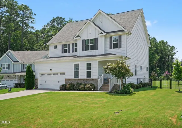 1st image of 40 Back Gate Ct, Clayton, NC 27527 | MLS# 10184340