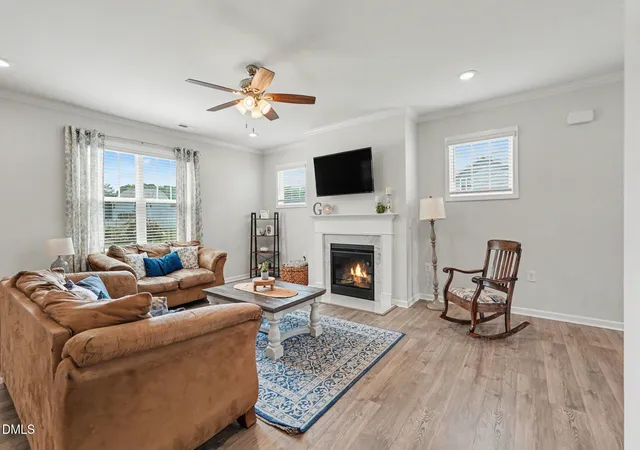 Photo 4 of Single family home for sale at 40 Back Gate Ct, Clayton, NC 27527 | MLS# 10184340 | Listing updated on 2026-10-01