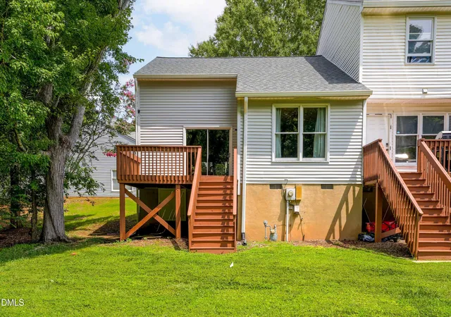 17th image of 128 St Andrews Ln, Chapel Hill, NC 27517 | MLS# 10184691