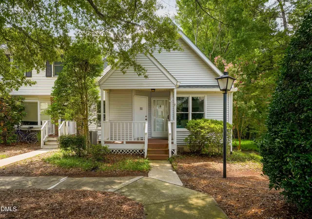 1st image of 128 St Andrews Ln, Chapel Hill, NC 27517 | MLS# 10184691