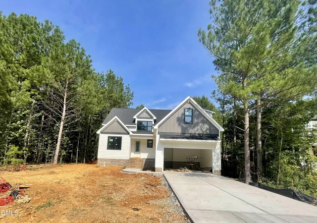 Photo 3 of Single family home for sale at 130 Whispering Mdws Ln, Pittsboro, NC 27312 | MLS# 10186104 | Listing updated on 2026-08-28