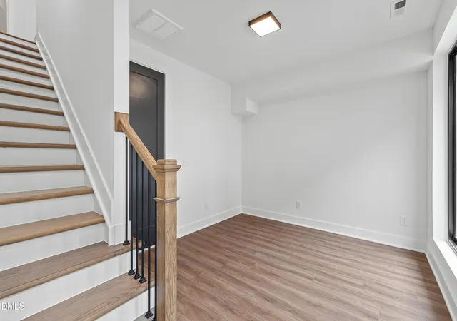 4th image of 512 Gordon St #202, Durham, NC 27701 | MLS# 10184386