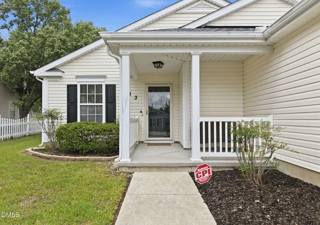 Photo 3 of Single family home for sale at 713 Quartz Dr, Durham, NC 27703 | MLS# 10185606 | Listing updated on 2026-09-15