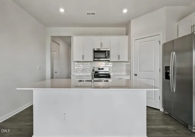 Photo 4 of Sale Pending at 531 Ashley Run, Sanford, NC 27330 | MLS# 10184362 | Listing updated on 2026-09-21