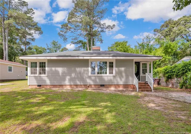 1st image of 1001 Ivy Rd, Fayetteville, NC 28303 | MLS# 767172