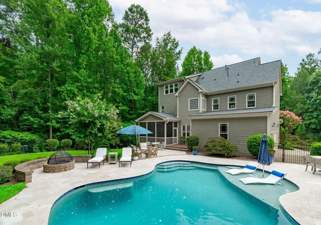 Single family home for sale at 200 Middle Crk Park Ave, Apex, NC 27539 | MLS# 10185790