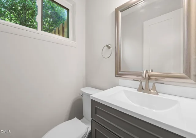 4th image of 220 Elizabeth St #Apt E4, Chapel Hill, NC 27514 | MLS# 10184425