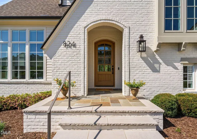 2nd image of 824 Journeys Rest Ln, Apex, NC 27523 | MLS# 10185020