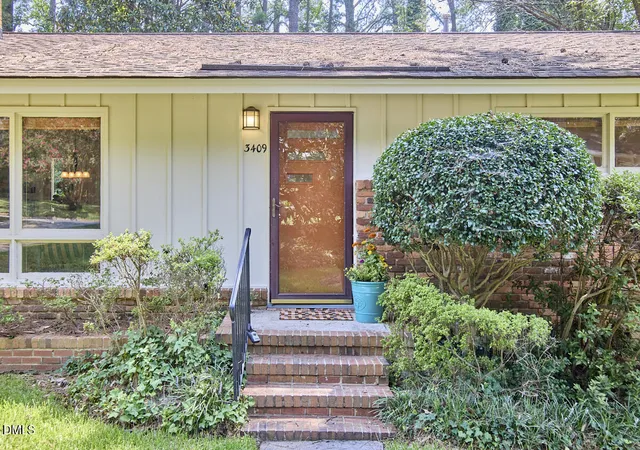 Photo 3 of Sale Pending at 3409 Cherry Ln, Raleigh, NC 27607 | MLS# 10186260 | Listing updated on 2026-08-22