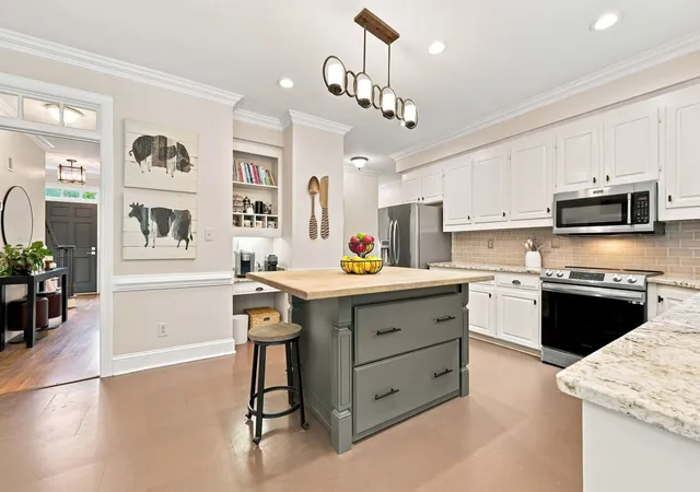 5th image of 504 Appaloosa Trl, Bahama, NC 27503 | MLS# 10184407