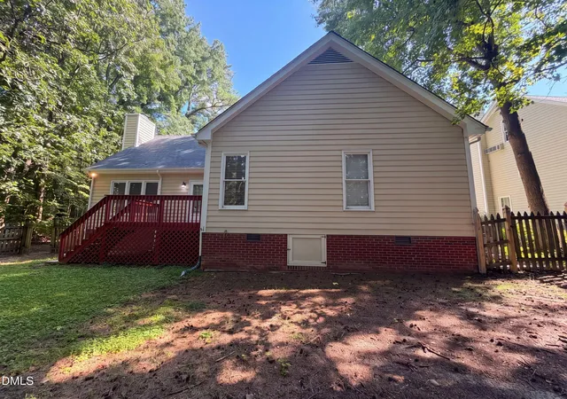 5th image of 513 Saint Croix Dr, Holly Springs, NC 27540 | MLS# 10184408