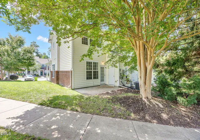 32nd image of 225 Grey Elm Trl, Durham, NC 27713 | MLS# 10184634