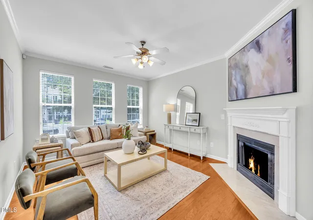 3rd image of 225 Grey Elm Trl, Durham, NC 27713 | MLS# 10184634