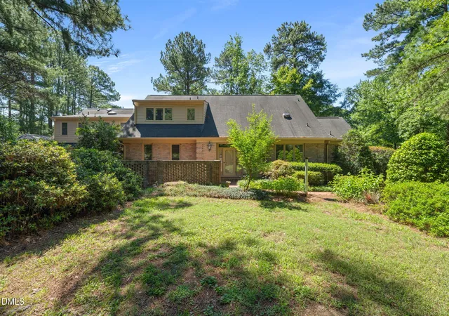 Photo 31 of Townhouse for sale at 201 Selkirk St, Durham, NC 27707 | MLS# 10184733 | Listing updated on 2026-08-16