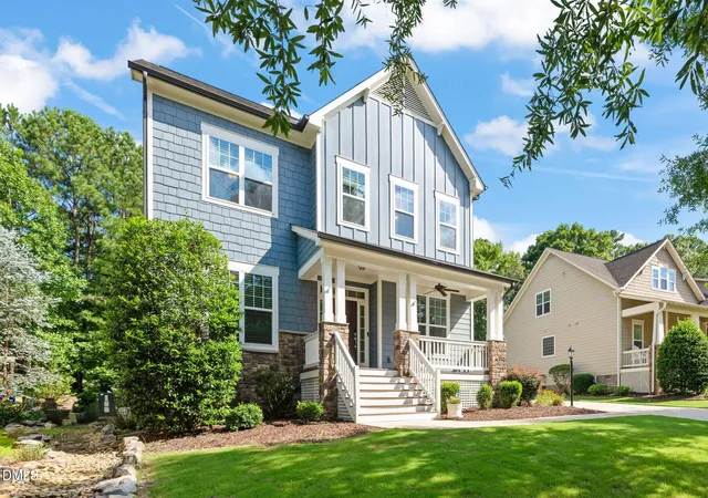 Photo 1 of Single family home for sale at 613 Morning Oaks Dr, Holly Springs, NC 27540 | MLS# 10184989 | Listing updated on 2026-09-15