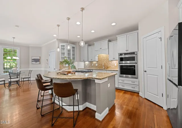 4th image of 613 Morning Oaks Dr, Holly Springs, NC 27540 | MLS# 10184989