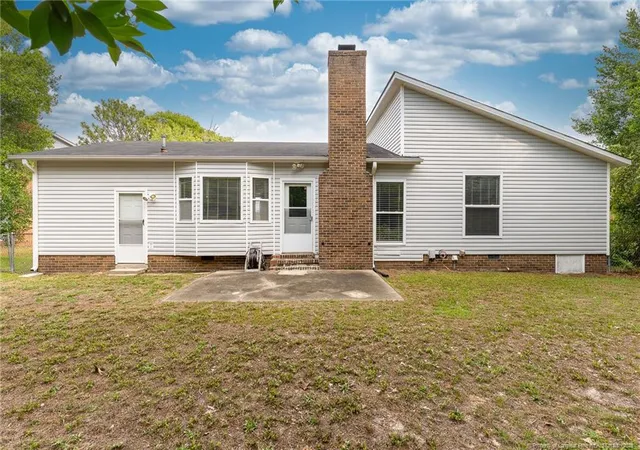 Photo 3 of Single family home for sale at 2122 Birchcreft Dr, Fayetteville, NC 28304 | MLS# 767134 | Listing updated on 2026-09-08