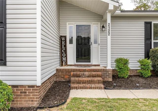 Photo 4 of Single family home for sale at 2122 Birchcreft Dr, Fayetteville, NC 28304 | MLS# 767134 | Listing updated on 2026-09-08
