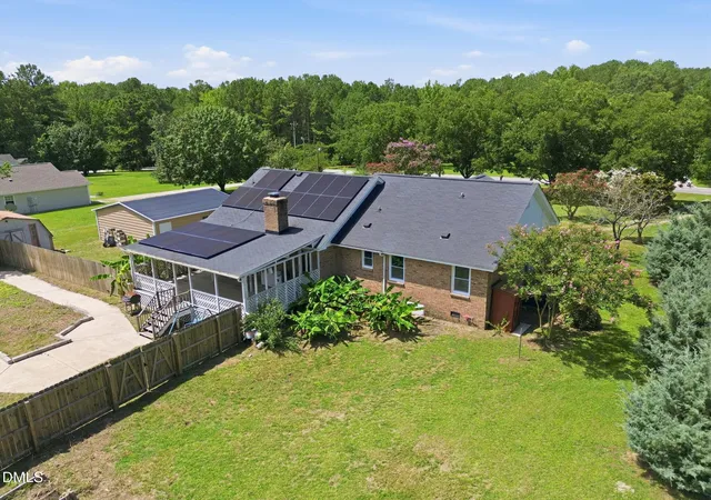 Photo 4 of Sale Pending at 10545 Oakley Rd, Zebulon, NC 27597 | MLS# 10185036 | Listing updated on 2026-09-02