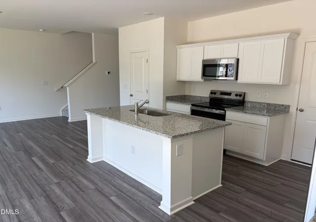 2nd image of 157 S Meyers Ct, Clayton, NC 27520 | MLS# 10184497