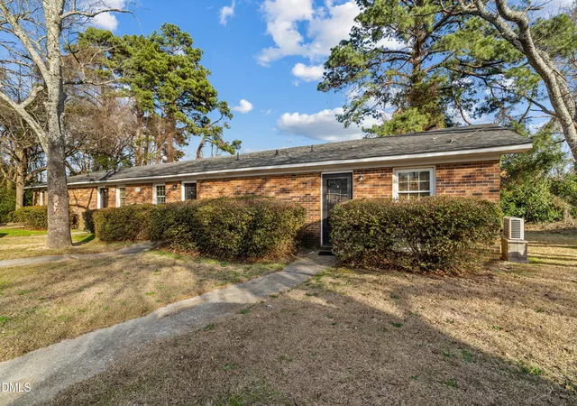 1st image of 6421 Applecross Ave, Fayetteville, NC 28304 | MLS# 10184528