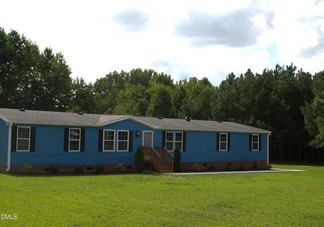 3rd image of 121 Bent Tree Ct, Lillington, NC 27546 | MLS# 10184908