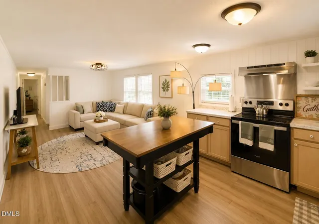 Photo 3 of Manufactured home for sale at 305 W Preston St, Selma, NC 27576 | MLS# 10184856 | Listing updated on 2026-10-08