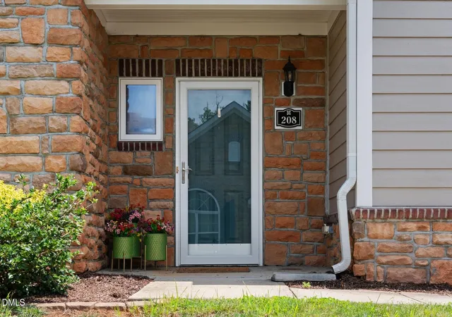 4th image of 208 Faith Dr, Gibsonville, NC 27249 | MLS# 10185593