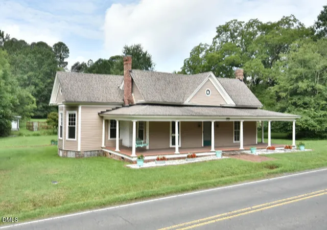 2nd image of 102 Creedmoor Rd, Stem, NC 27581 | MLS# 10184921