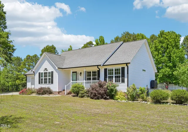 Photo 2 of Single family home for sale at 109 Big Branch Ct, Zebulon, NC 27597 | MLS# 10184610 | Listing updated on 2026-09-24