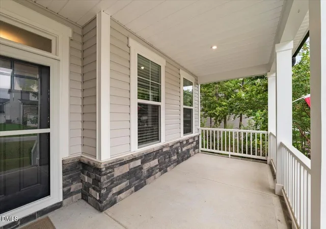 Photo 4 of Single family home for sale at 393 Badger Pass Dr, Clayton, NC 27527 | MLS# 10185007 | Listing updated on 2026-08-27