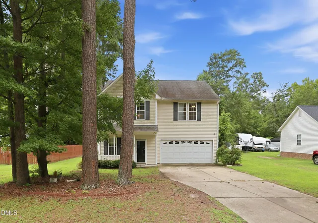 Photo 2 of Single family home for sale at 30 Hunters Way, Angier, NC 27501 | MLS# 10184723 | Listing updated on 2026-08-06