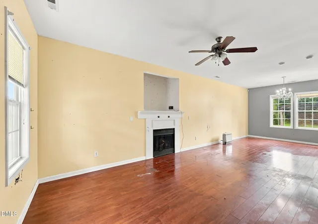 Photo 4 of Single family home for sale at 30 Hunters Way, Angier, NC 27501 | MLS# 10184723 | Listing updated on 2026-08-06