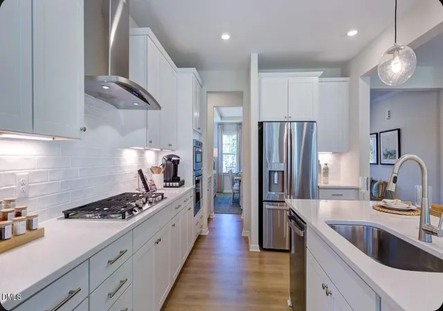 Photo 2 of Single family home for sale at 542 Claftin St, Sanford, NC 27330 | MLS# 10184658 | Listing updated on 2026-08-17
