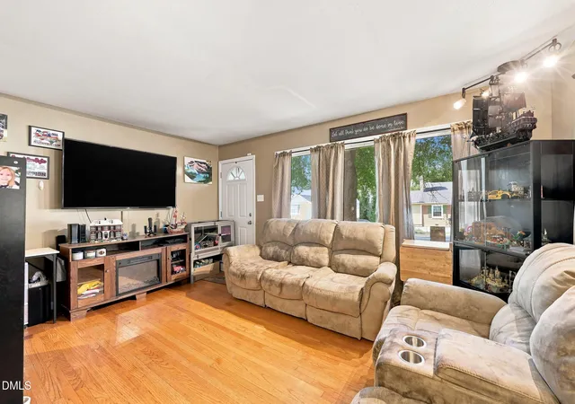 4th image of 327 Burke St, Gibsonville, NC 27249 | MLS# 10185178