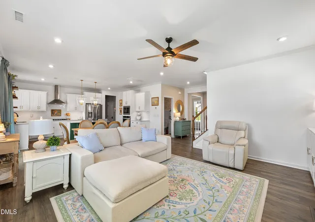 Photo 3 of Single family home for sale at 320 Long Lake Dr, Fuquay Varina, NC 27526 | MLS# 10184985 | Listing updated on 2026-09-21