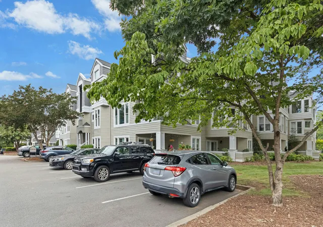 2nd image of 1000 Brighthurst Dr #309, Raleigh, NC 27605 | MLS# 10184675