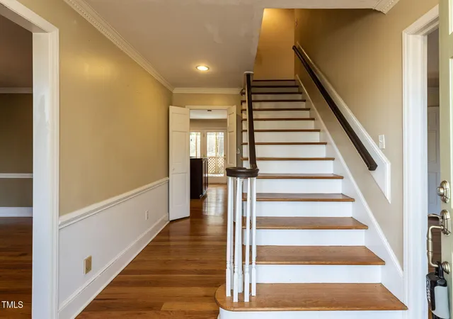 4th image of 501 Queensferry Rd, Cary, NC 27511 | MLS# 10184837