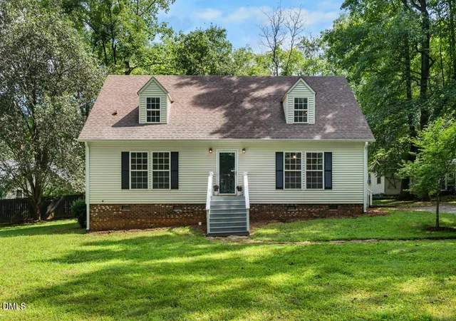 Photo 1 of Single family home for sale at 3722 Krystle Ct, Hillsborough, NC 27278 | MLS# 10185153 | Listing updated on 2026-09-22