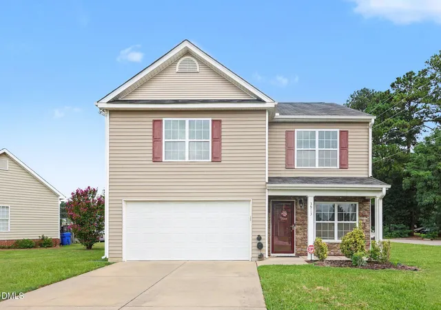 Photo 1 of Sale Pending at 3913 Huntsmoor Ln Nw, Wilson, NC 27896 | MLS# 10184933 | Listing updated on 2026-09-07