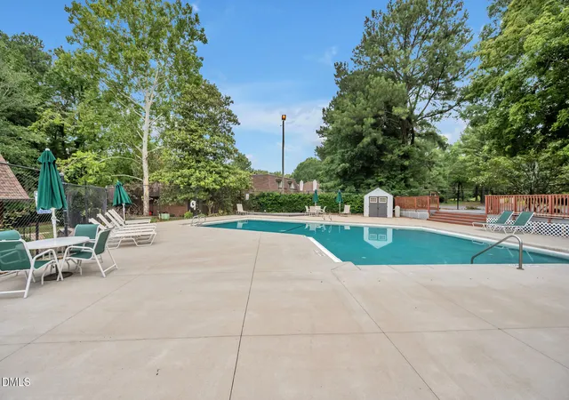 18th image of 391 Summerwalk Cir, Chapel Hill, NC 27517 | MLS# 10186823