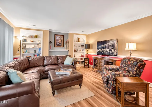 1st image of 391 Summerwalk Cir, Chapel Hill, NC 27517 | MLS# 10186823
