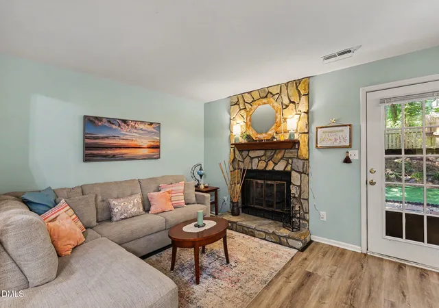 5th image of 329 Glencoe Dr, Wake Forest, NC 27587 | MLS# 10186279