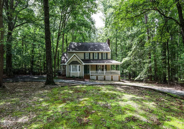 Photo 3 of Single family home for sale at 2013 Fox Den, Clayton, NC 27527 | MLS# 10184817 | Listing updated on 2026-09-24