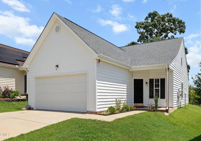 Photo 3 of Single family home for sale at 2120 Castle Pines Dr, Raleigh, NC 27604 | MLS# 10185058 | Listing updated on 2026-09-10