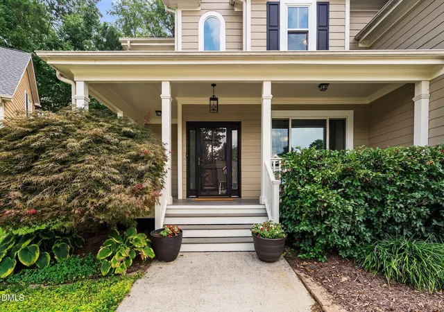 Photo 4 of Sale Pending at 1000 Proper Ct, Apex, NC 27502 | MLS# 10184843 | Listing updated on 2026-08-25
