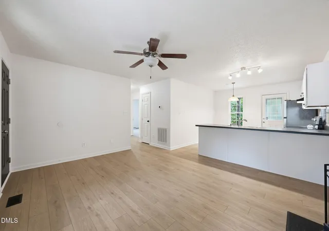 Photo 4 of Sale Pending at 1001 Spawn Pl, Knightdale, NC 27545 | MLS# 10187252 | Listing updated on 2026-09-01