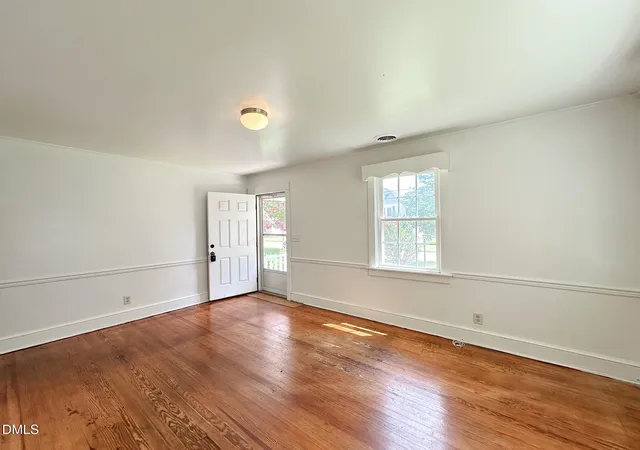 Photo 4 of Sale Pending at 128 Battle Ave, Warrenton, NC 27589 | MLS# 10184868 | Listing updated on 2026-09-01