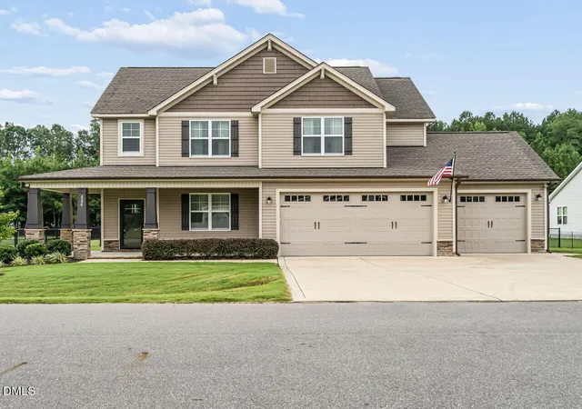 Photo 1 of Single family home for sale at 426 Jackson Pond Dr, Smithfield, NC 27577 | MLS# 10184944 | Listing updated on 2026-09-07