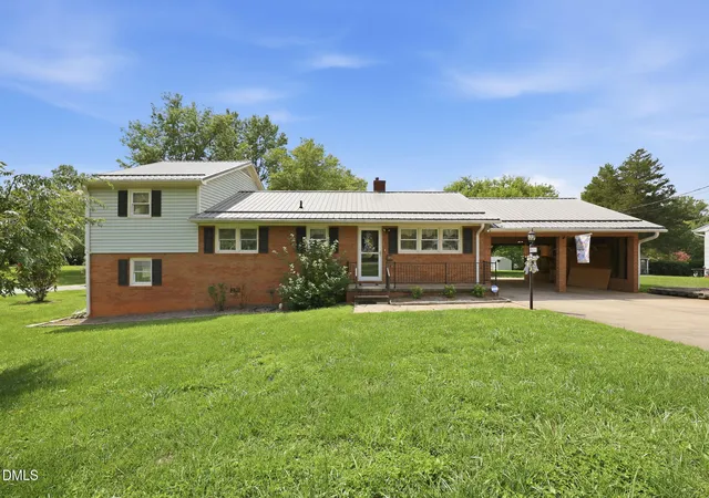 1st image of 401 N 9th St, Mebane, NC 27302 | MLS# 10185224